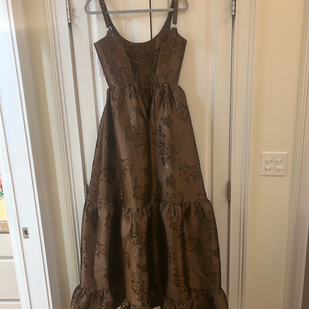V. Chapman The Avery Dress in Cocoa Baroque Floral - Picture 4 of 5